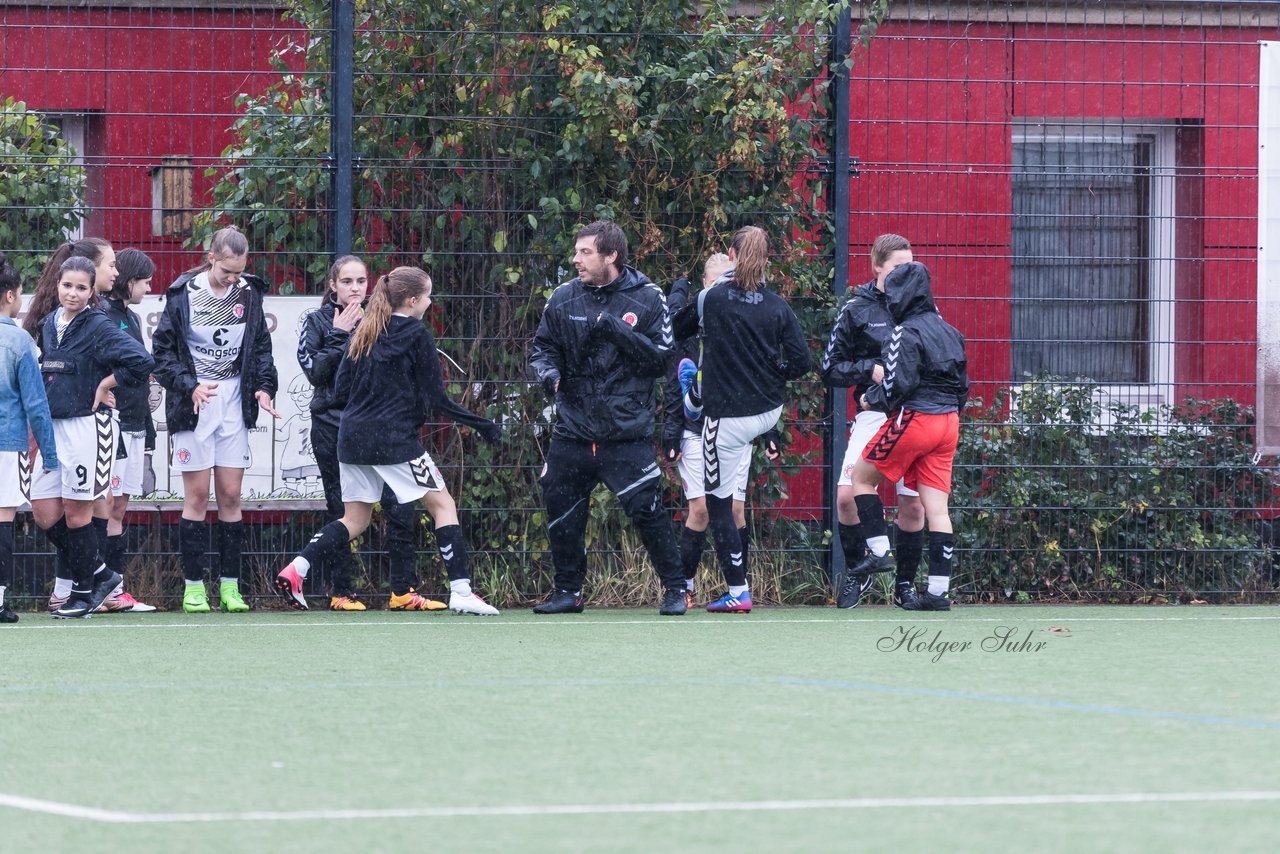 Bild 85 - B-Juniorinnen FC St.Pauli . Braedstrup IF : Ergebnis: 4:1